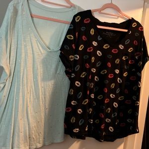 2 TORRID T-shirt’s size 3